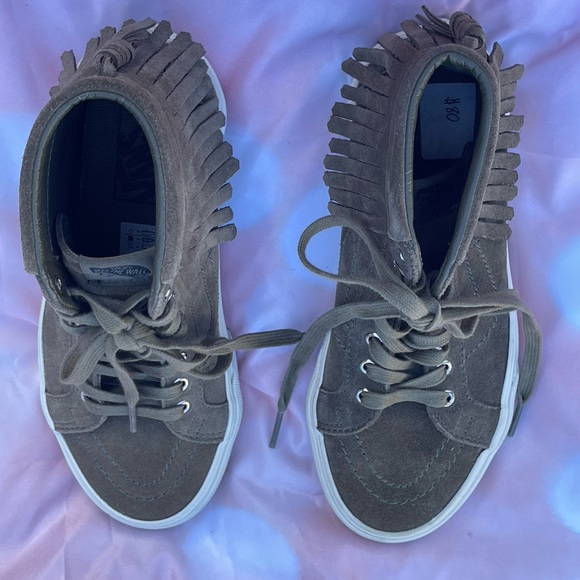 Vans Women’s Sk8-hi Moc Suede With Fringe - Picture 12 of 16